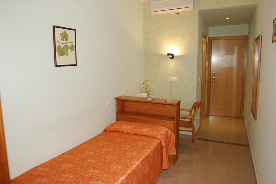 Hotel Fonda Neus Sant Sadurní dʼAnoia 외부 사진