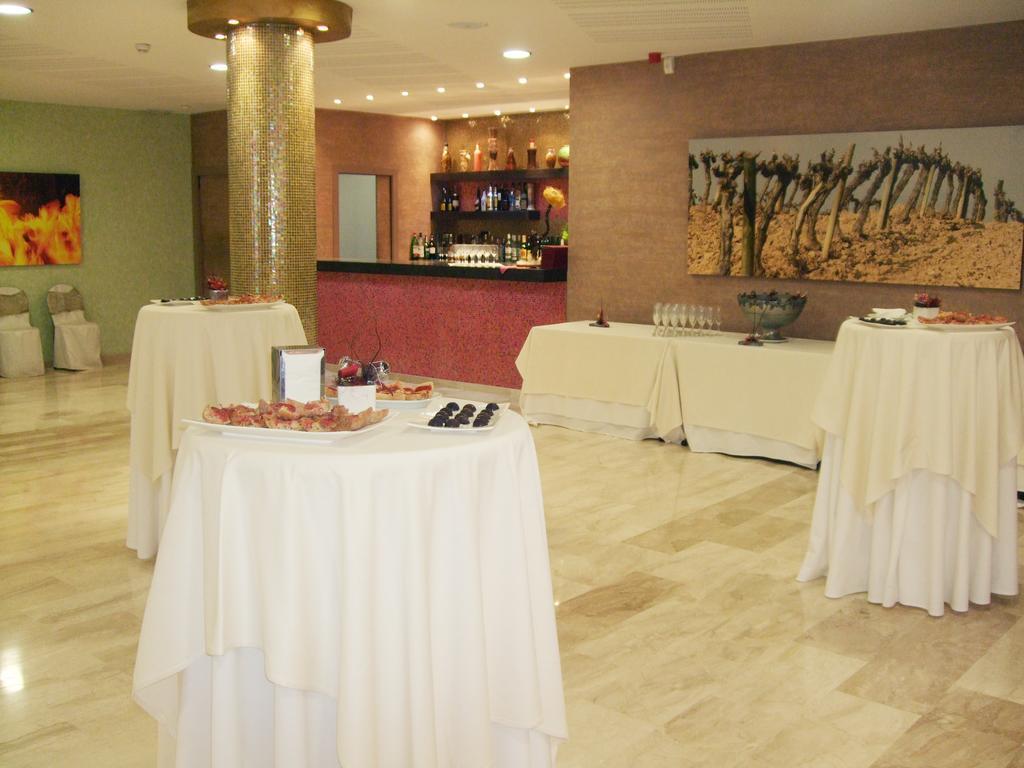 Hotel Fonda Neus Sant Sadurní dʼAnoia 외부 사진
